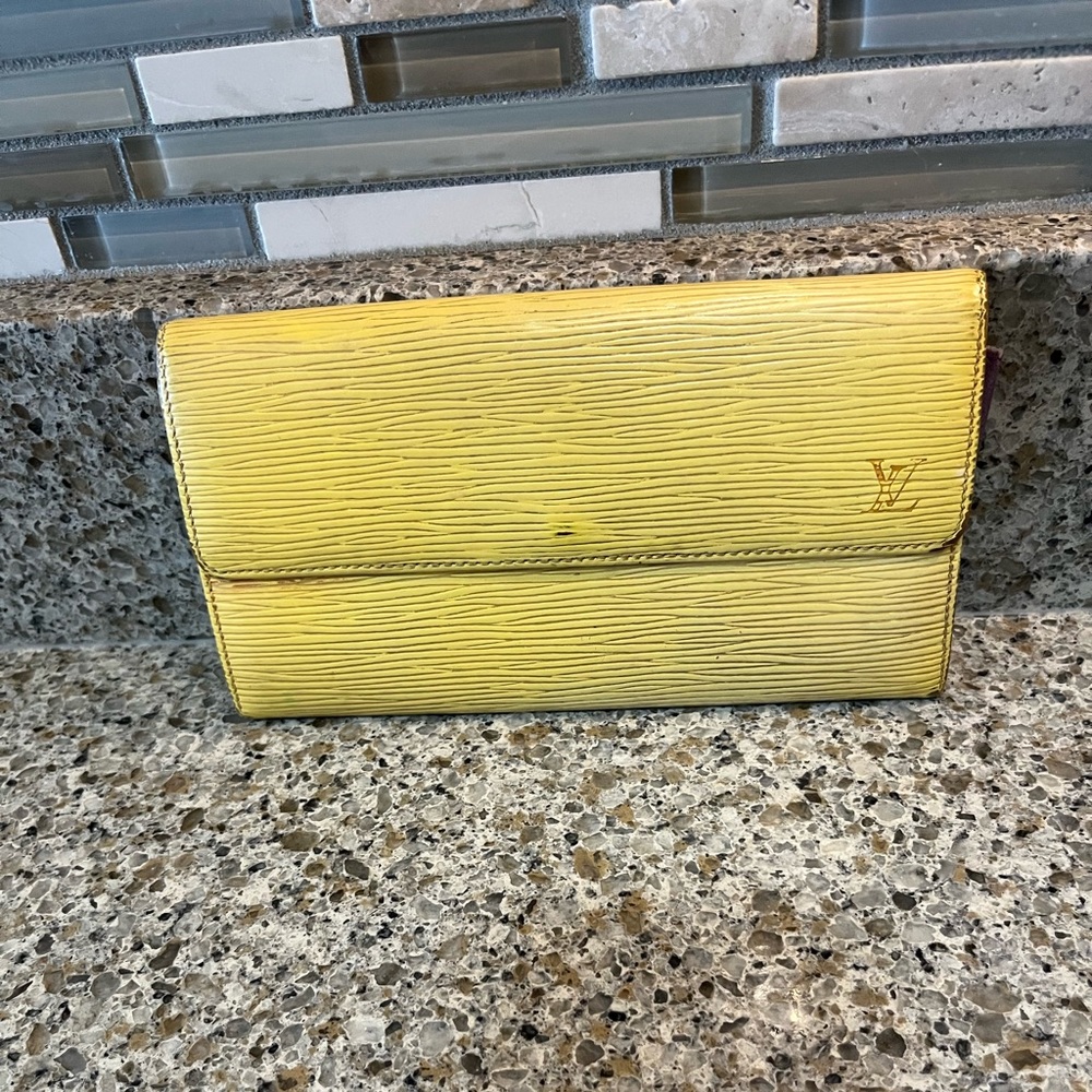 Authentic Louis Vuitton Epi Leather Long Wallet